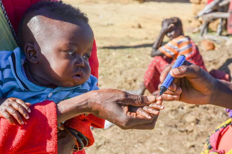 TAV_1254 Polio vaccination campaigns resumed in July 2020 in Angola